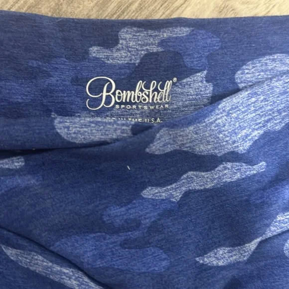 COPY - Blue Camo cross over scrunch leggings - Picture 4 of 8